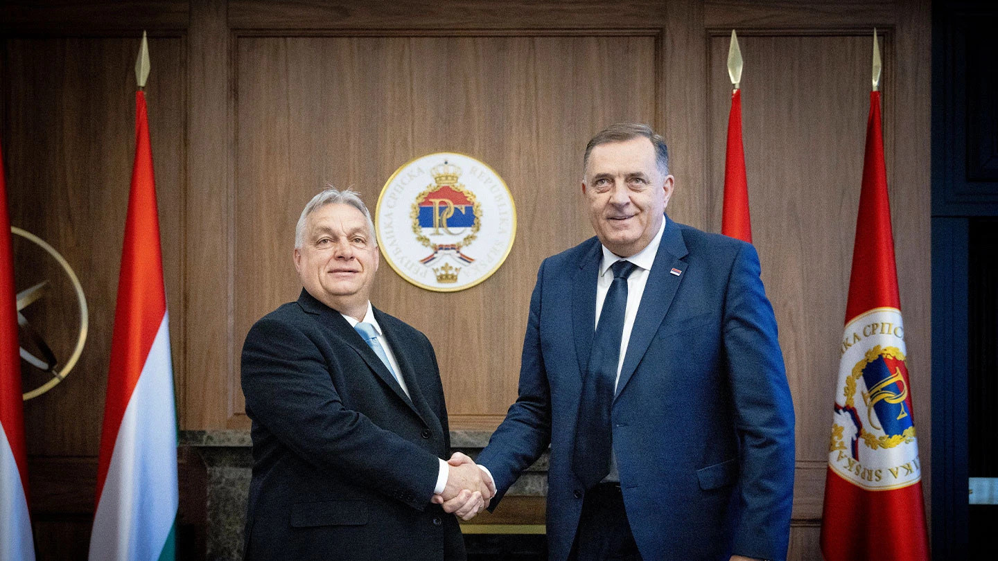 Az EP a Milorad Dodik elleni szankciókra törekszik, Félek Orbán vétójától