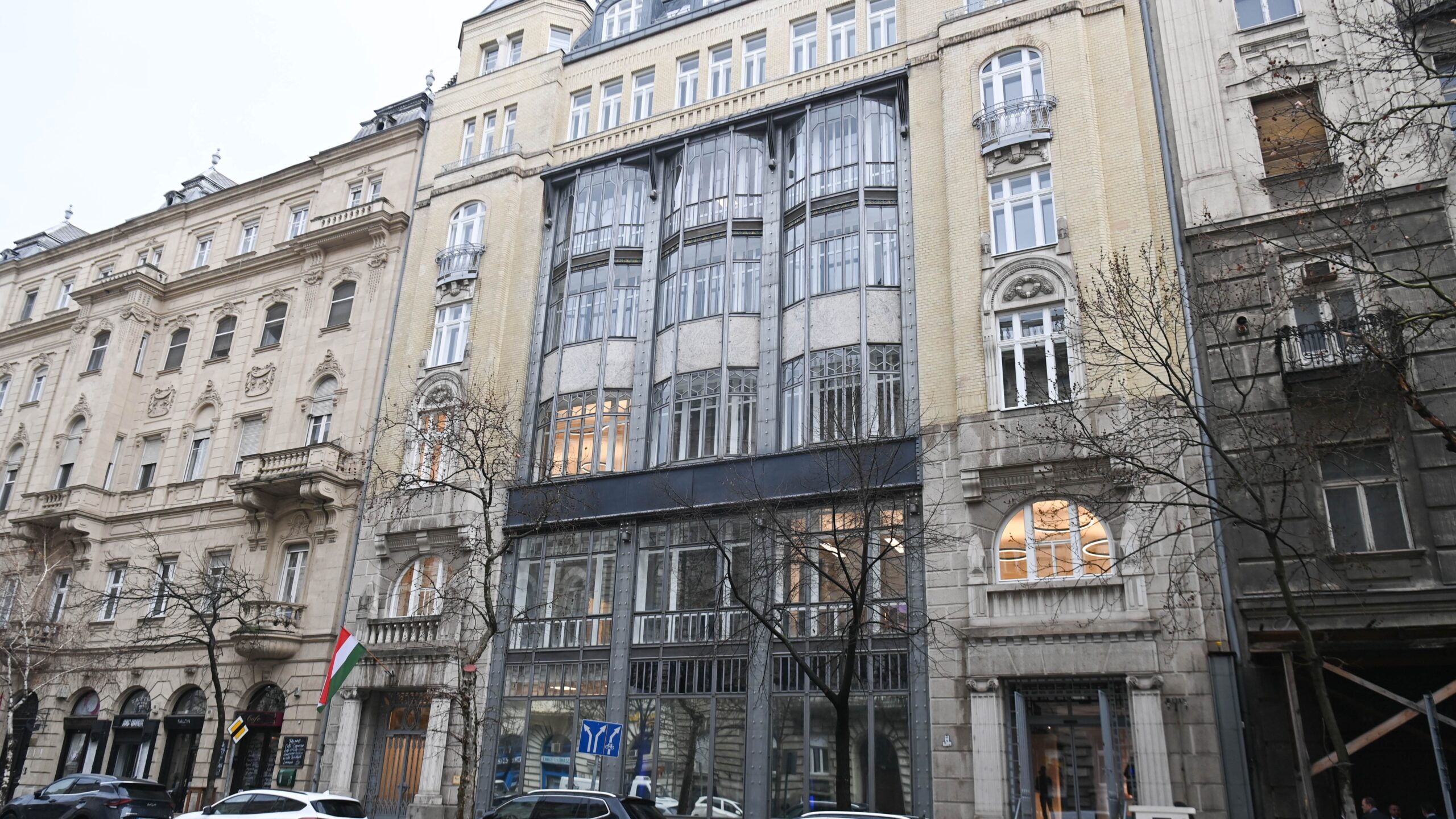 Magyarország erősíti a kutatást és az innovációt a Hun-Ren székhely megnyitásával