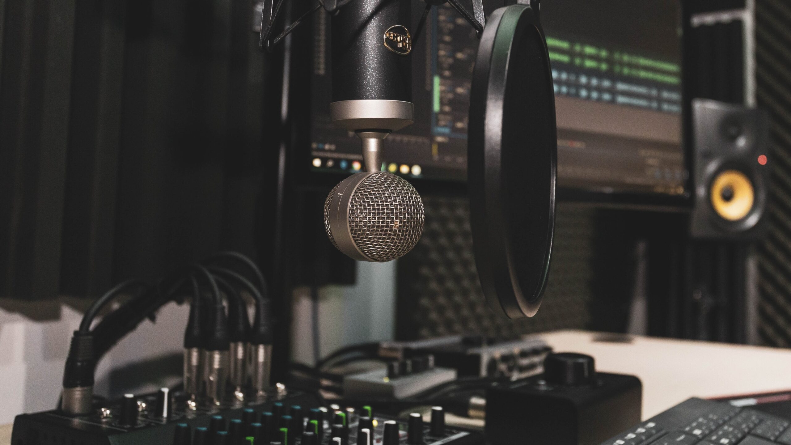 A magyar kétharmada most a podcastokhoz hangolódik, a tanulmány megtalálja