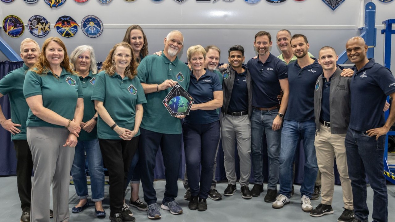 A magyar űrhajósok befejezik a NASA edzést az Axiom Mission 4 előtt