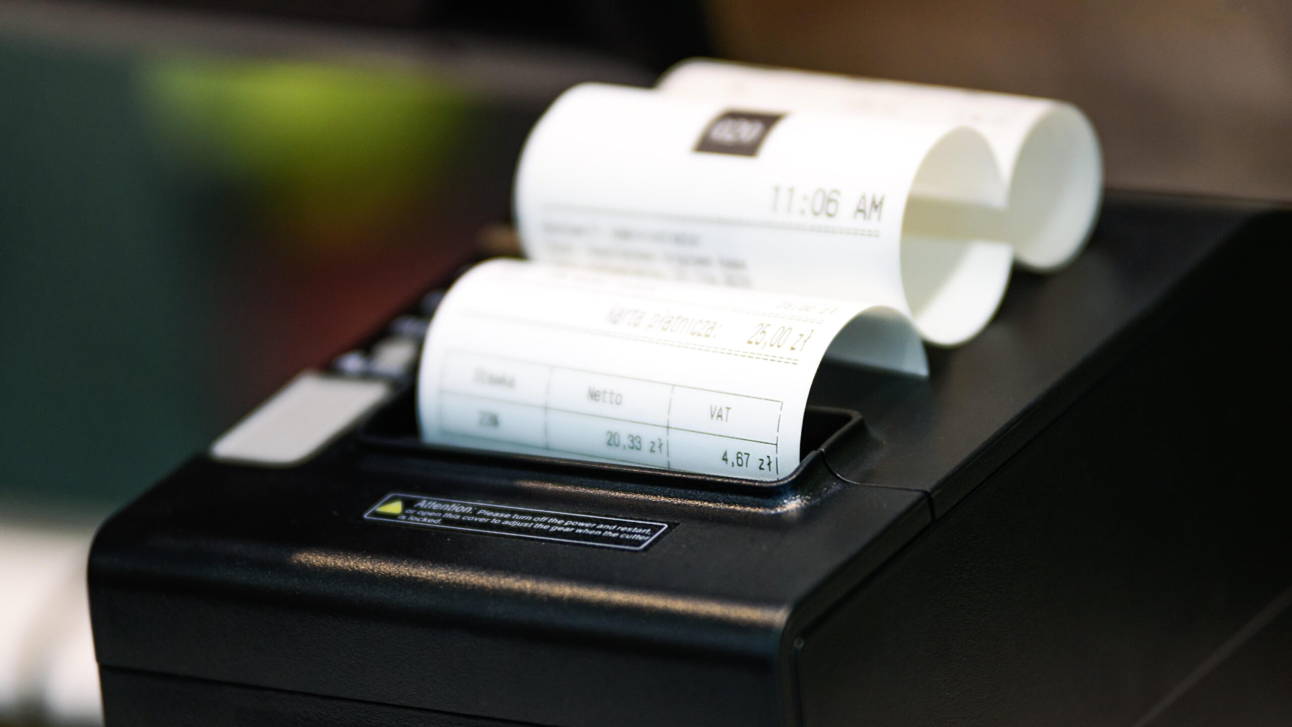 Magyarország az e-receipt rendszert hajtja végre, amely meghajtja a digitális átalakulást