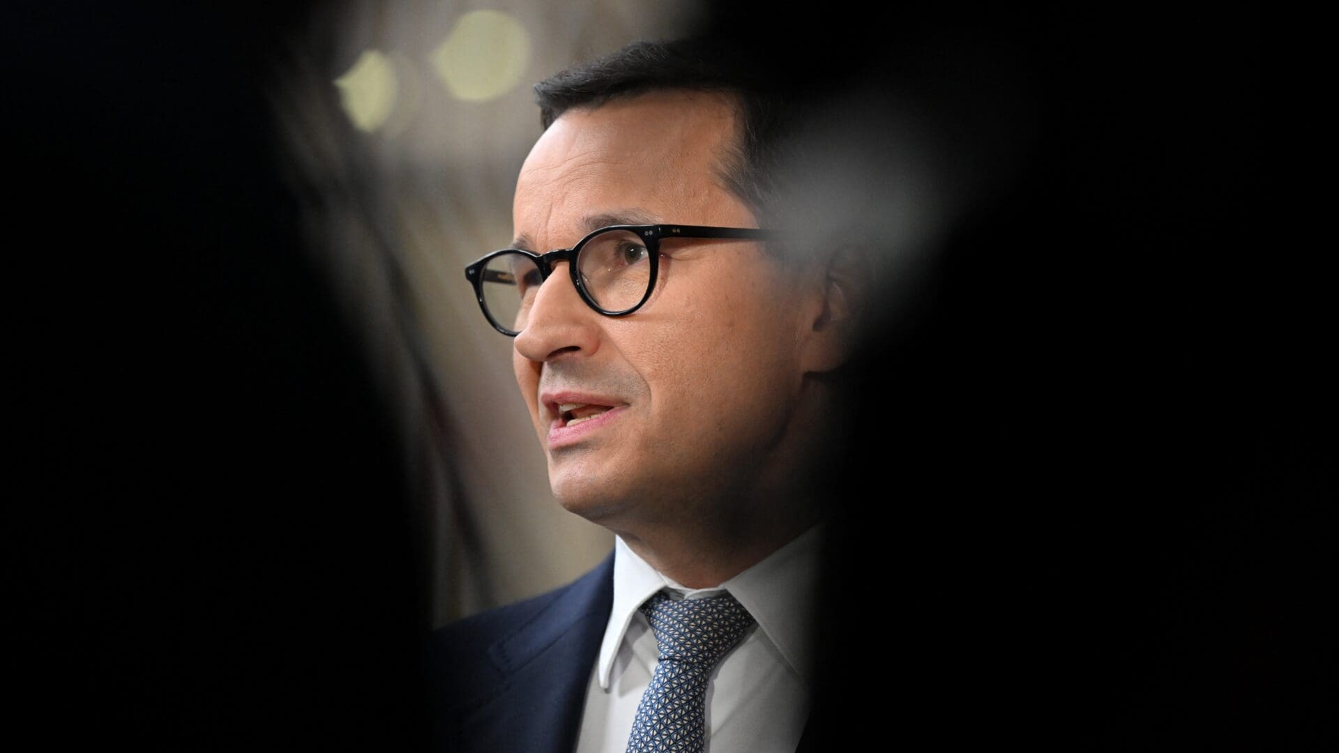 Morawiecki kritizálja Le Pen tilalmát, ezt a demokráciát fenyegetőnek nevezi