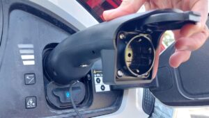 Kétirányú terhelés az elektromos autókban
