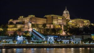 Az új weboldal javítja a látogatói élményt a Buda Castle District -ben