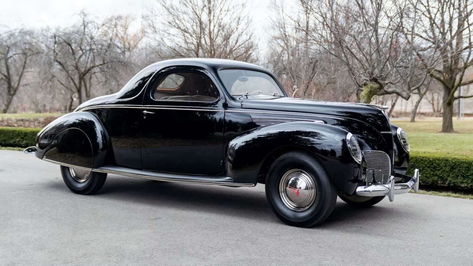 Lincoln Zephyr, a 30 -as évek Amerikájának elegáns és megfizethető V12 -je