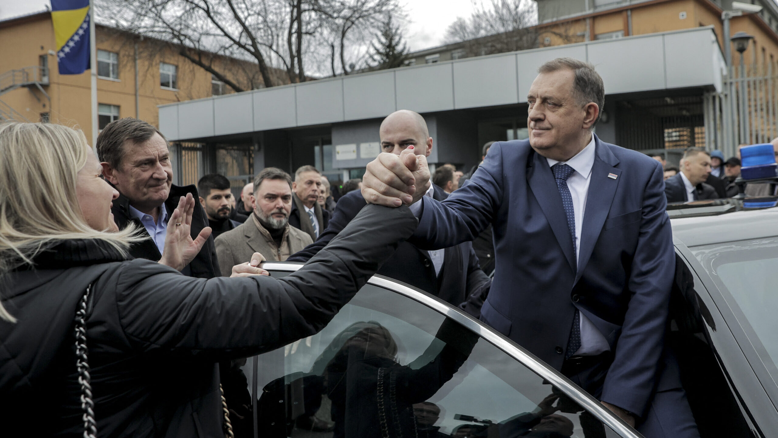 A szövetségi bíróság megszüntetési parancsát Milorad Dodik boszniai szerb vezetője számára