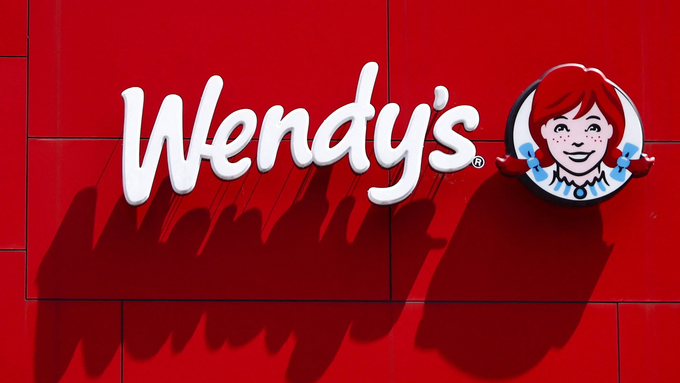 Wendy 23 év után visszatér Magyarországra