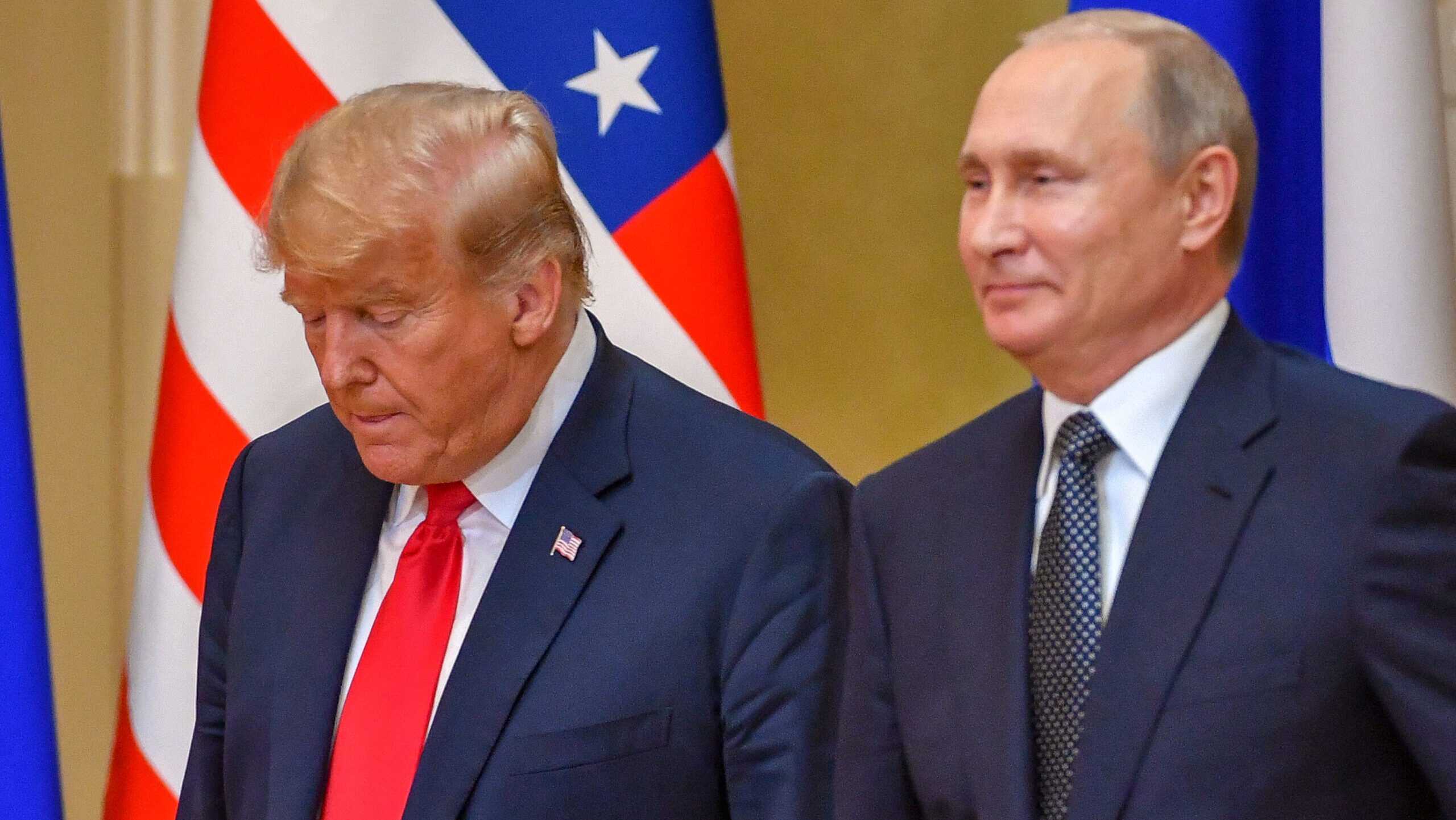 Trump szemmel látja a békét Putyinnal - és megtérüljön Helsinkiért