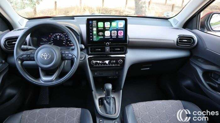 Toyota Yaris Cross 2025 Belső Teszt 18 700x393