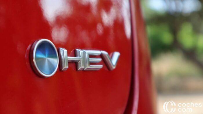 Toyota Yaris Cross 2025 teszt részlet 2 700x393