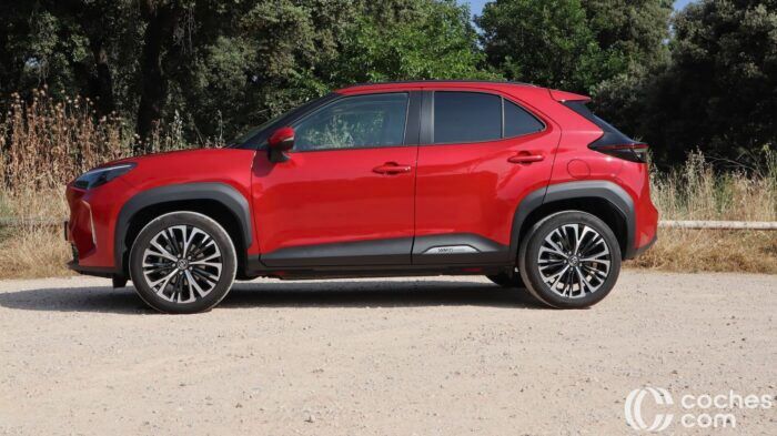 Toyota Yaris Cross 2025 teszt 1 700x393