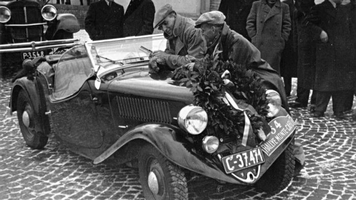 Skoda Rapid Polar Circle Artico 1936 6 700x394