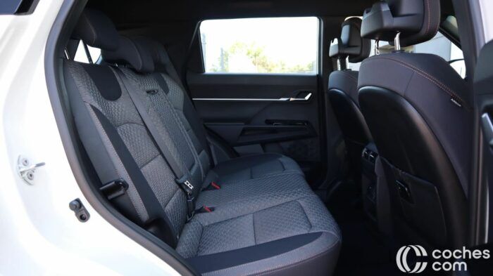 KGM Torres EVX belső teszt 18 700x393