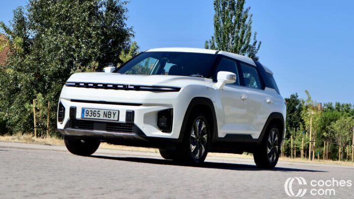 KGM Torres EVX teszt 700x393