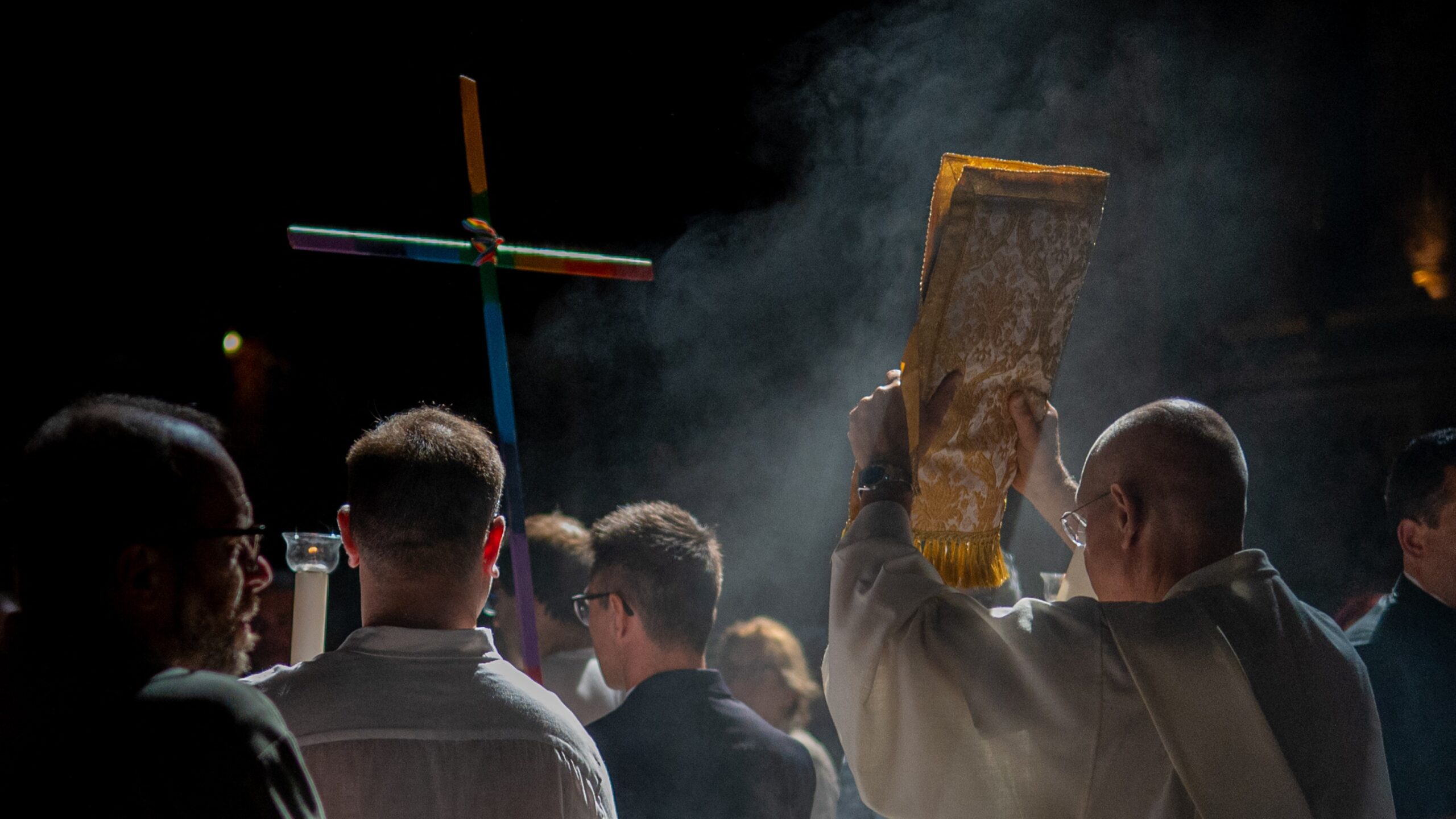 A szent és az szentségtelen