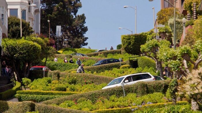 Lombard Street 1 700x394