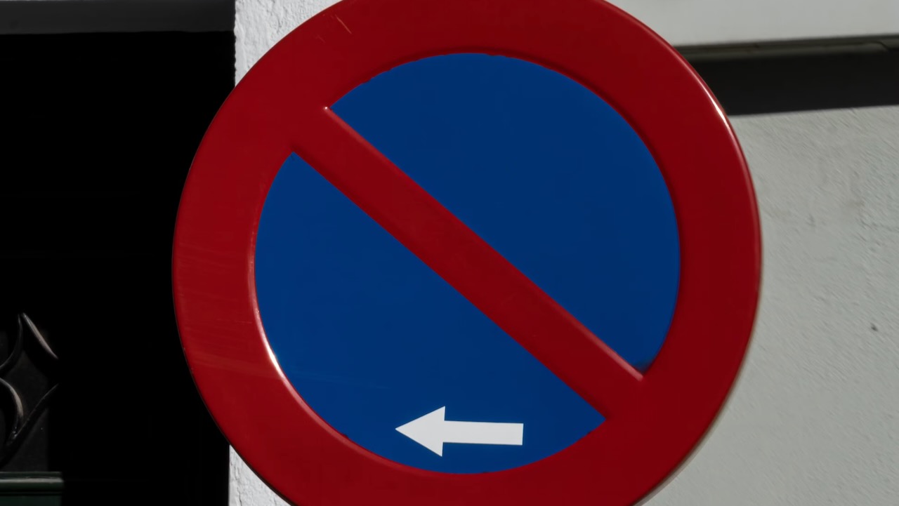 Zárók betöltése és letöltése: Jelek, mikor kell parkolni és bírsággal bírni, hogy rosszul csinálják