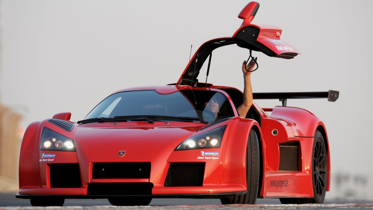 Gumpert Apollo: A német szuperautó, aki megérintette a tökéletességet, és feledésbe esett