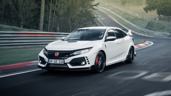 Honda civic típusú R evolúció 7 700x394