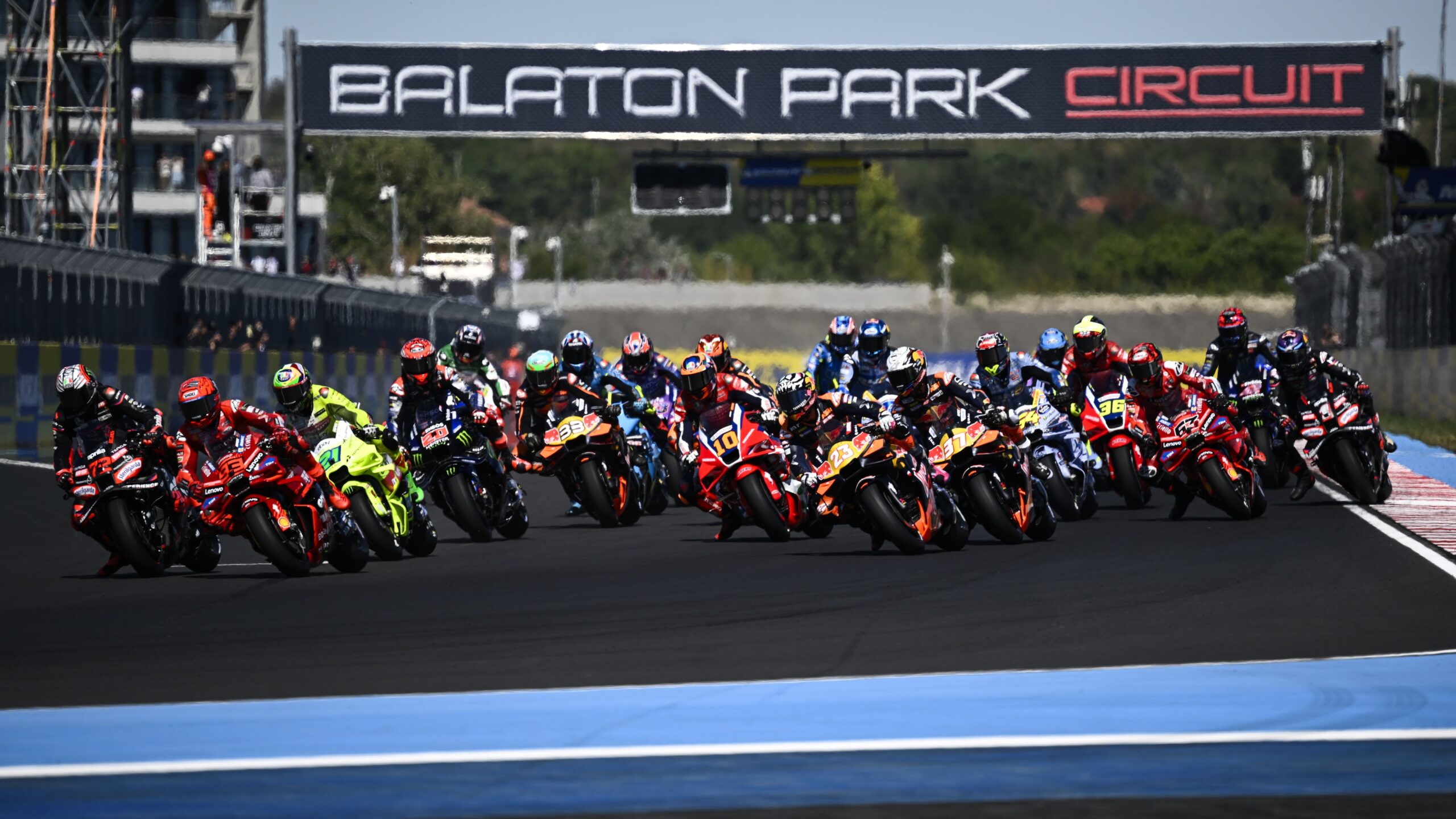 A MotoGP üzemanyagok turizmust és nyilvántartásba vételeket a Balaton -tó körüli szállodai bevételek