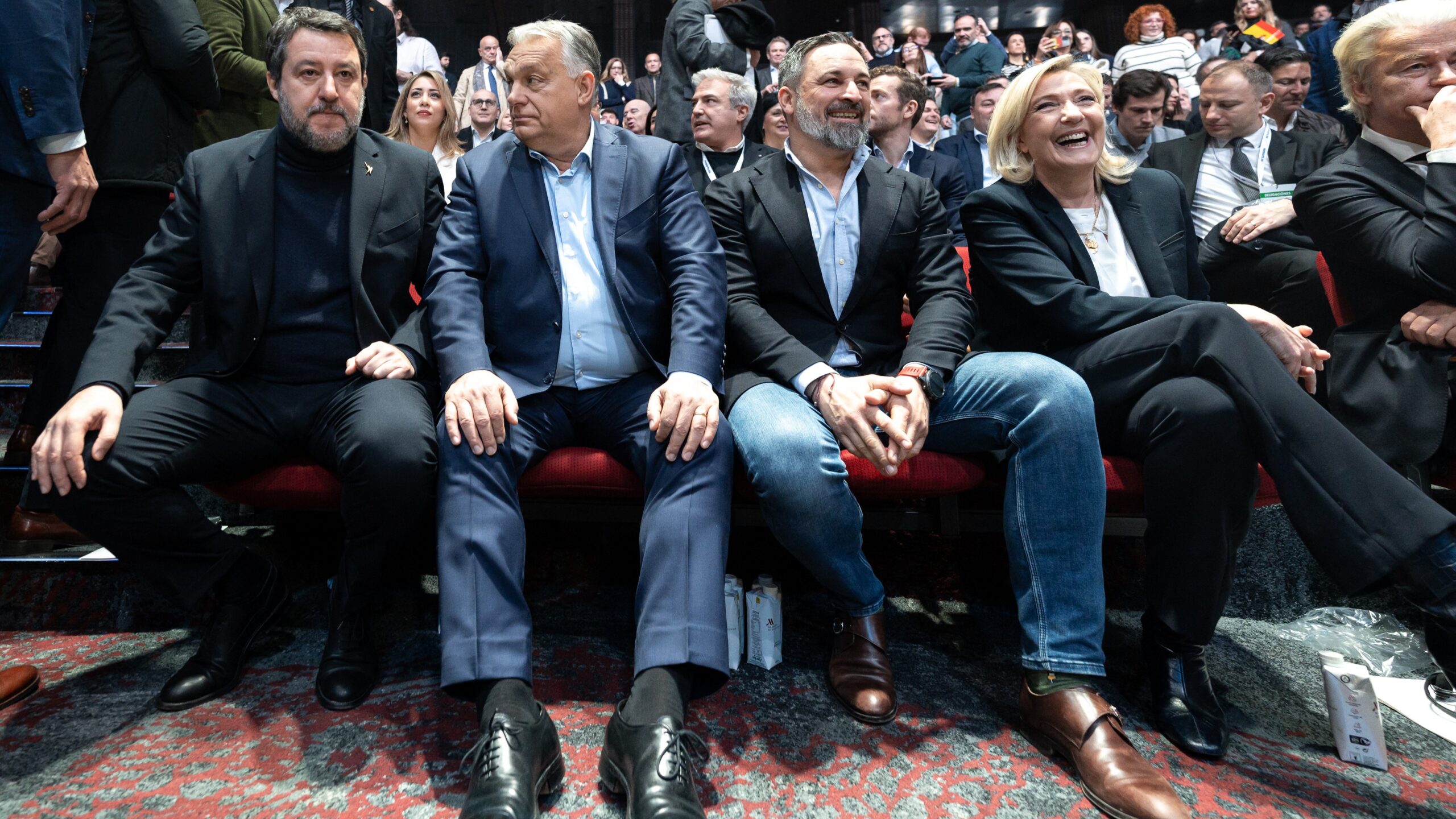 Brüsszel a Patriots Európára célozza meg: a politikai kettős előírások elleni küzdelem