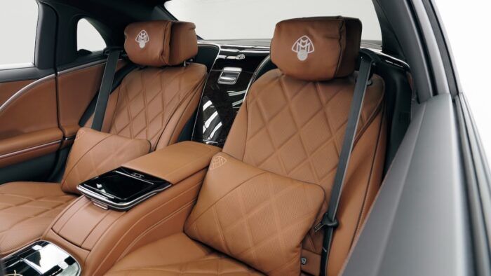 Mercedes Maybach V12 kiadás 19 700x394