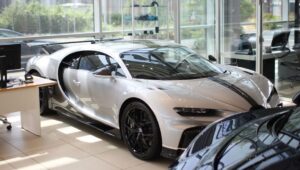 Megdöbbentő luxus: Bugatti-tulajdonosnak lenni – még az olajcsere is annyiba kerül, mint egy vadonatúj autó