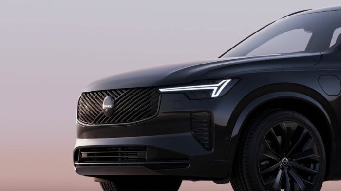 Volvo XC90 Black Edition 2025 Detail 1 700x394