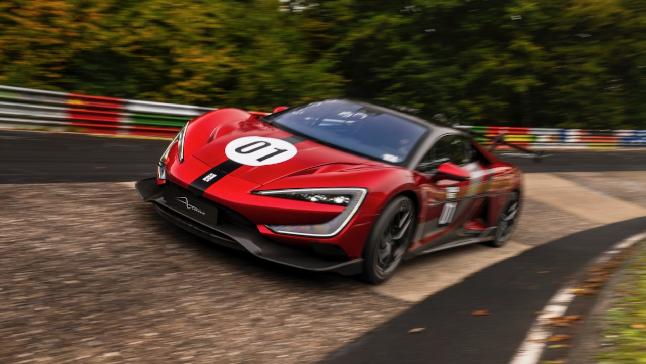 Új verseny a Nürburgringen: Kína vitatja a leggyorsabb elektromos címet