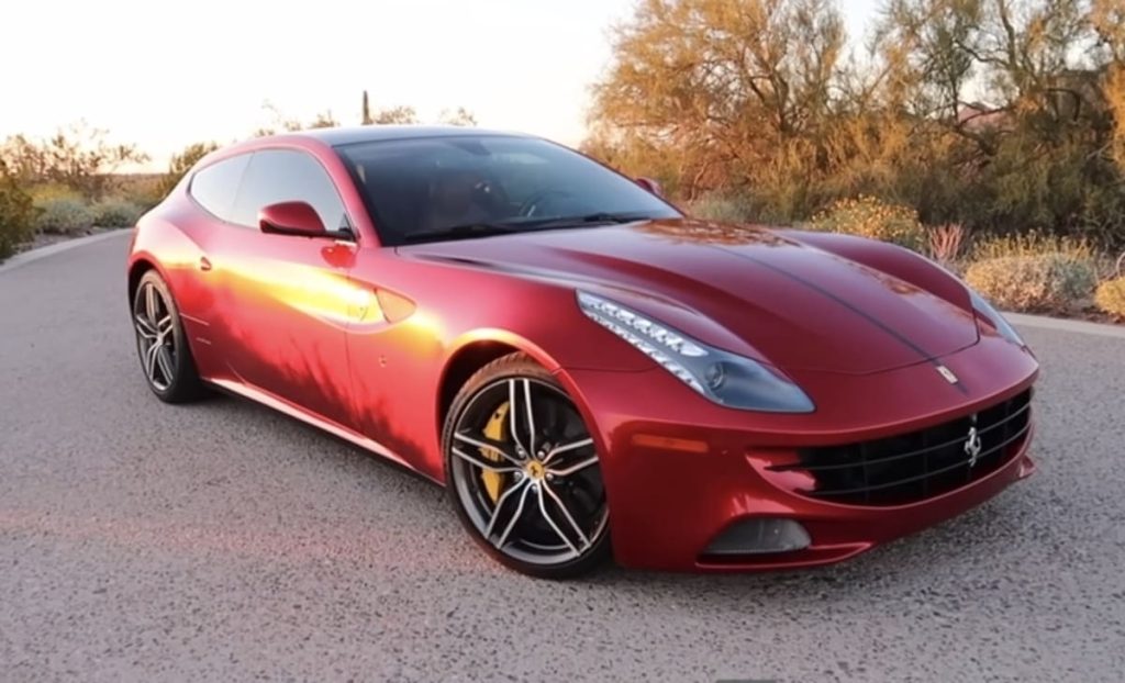 Ferrari FF oldalnézet