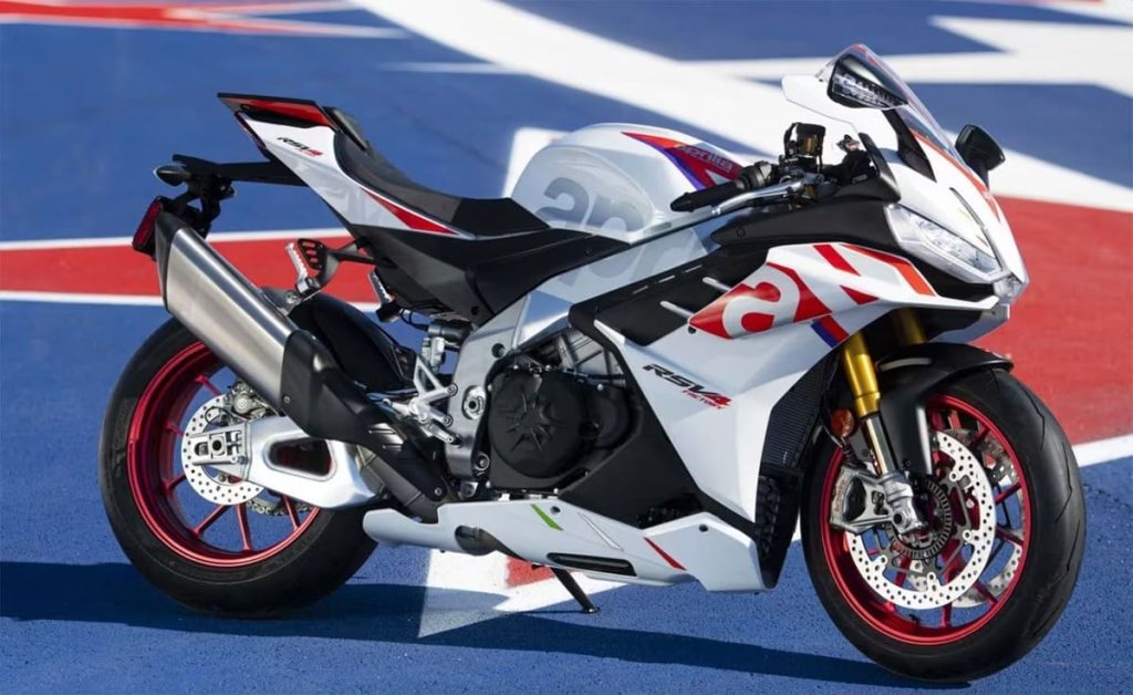 Aprilia RSV4 Factory