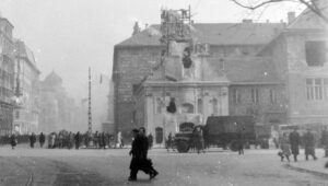 A magyar demokrácia mércéje: 1956