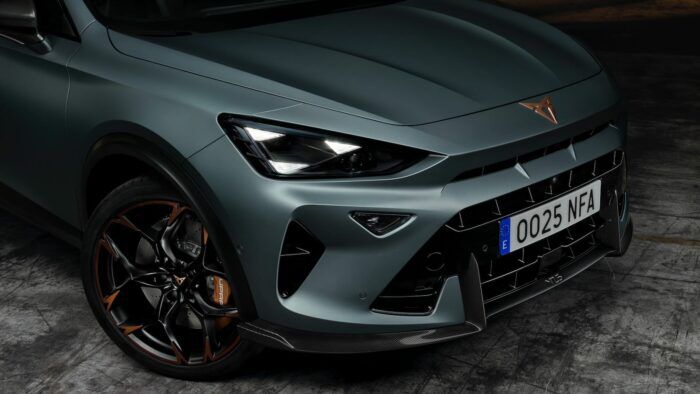 CUPRA Formentor VZ5 2026 Detail 1 700x394