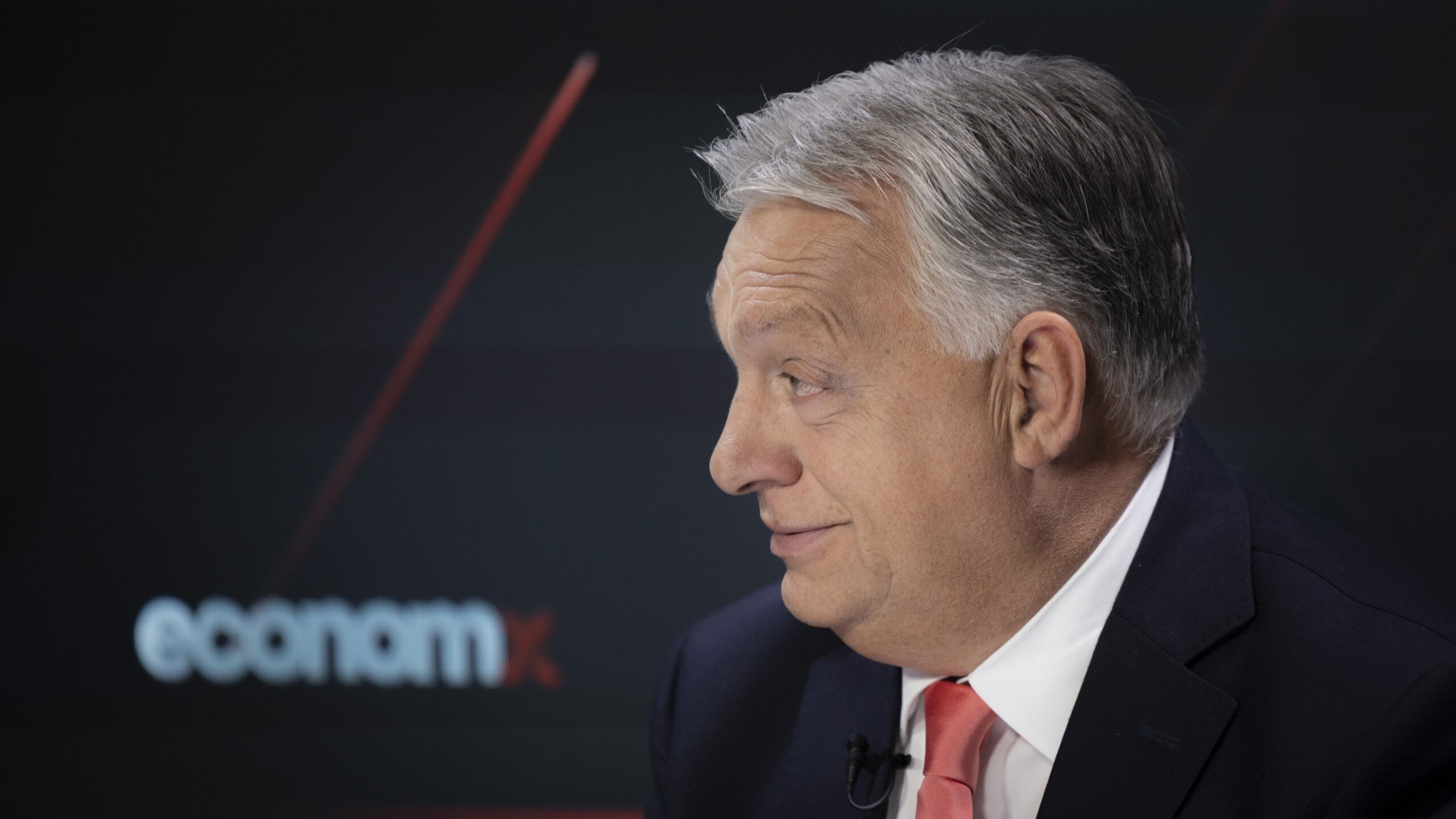 Orbán: Magyarország gazdasági felállása az alacsonyabb adóktól függ