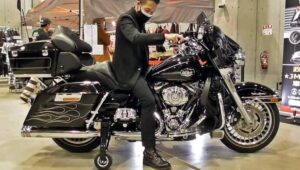 Ezek az apró japán kerekek örökre megváltoztatják a motorozást