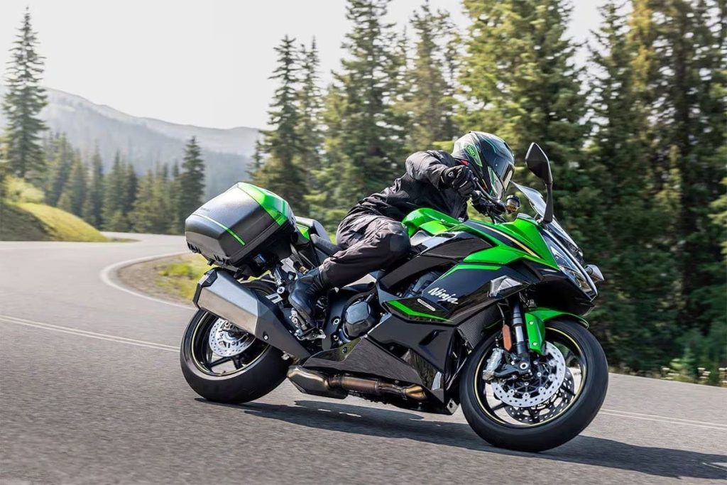 2025 Kawasaki Ninja 1100SX SE ABS