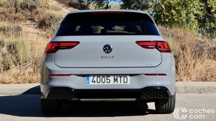 Volkswagen Golf R Line Test 4 700x394