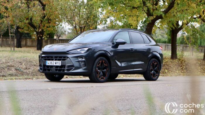 Cupra Terramar EHybrid Test 12 700x394