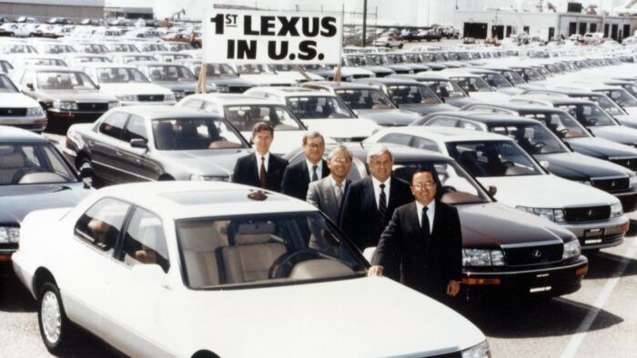 Lexus Historia 7 700x394