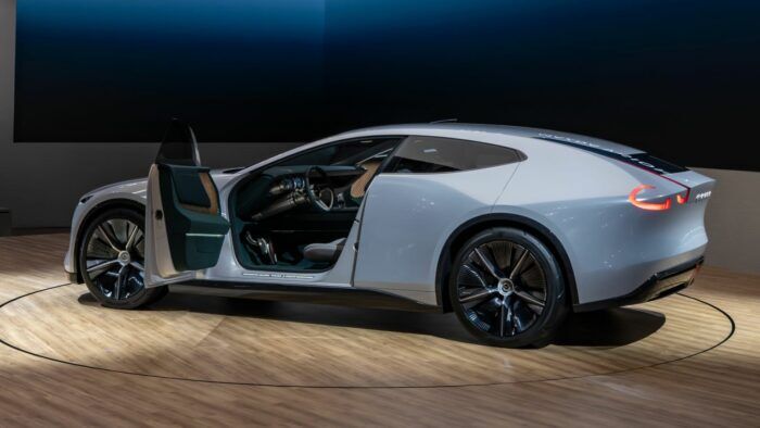 Mazda Vision X Coupe 2025 4 700x394