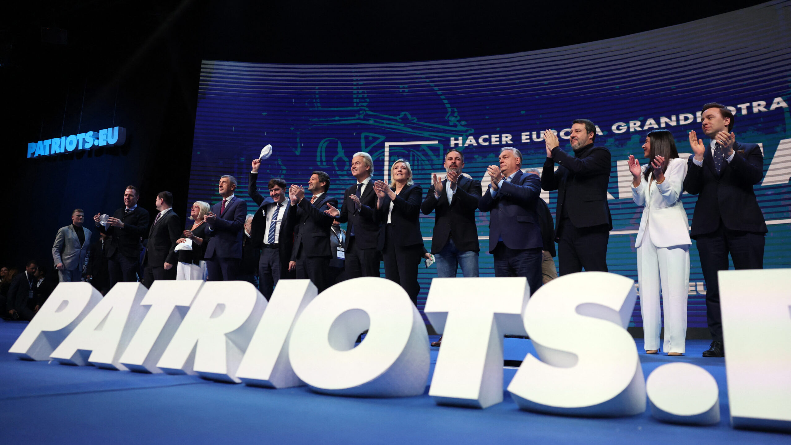 Az EUobserver az AfD-t, az RN-t és a Fideszt nevezi a legtöbb „oroszbarát” pártnak az EP-ben