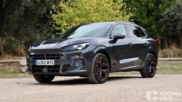 Cupra Terramar EHybrid Test 3 700x394