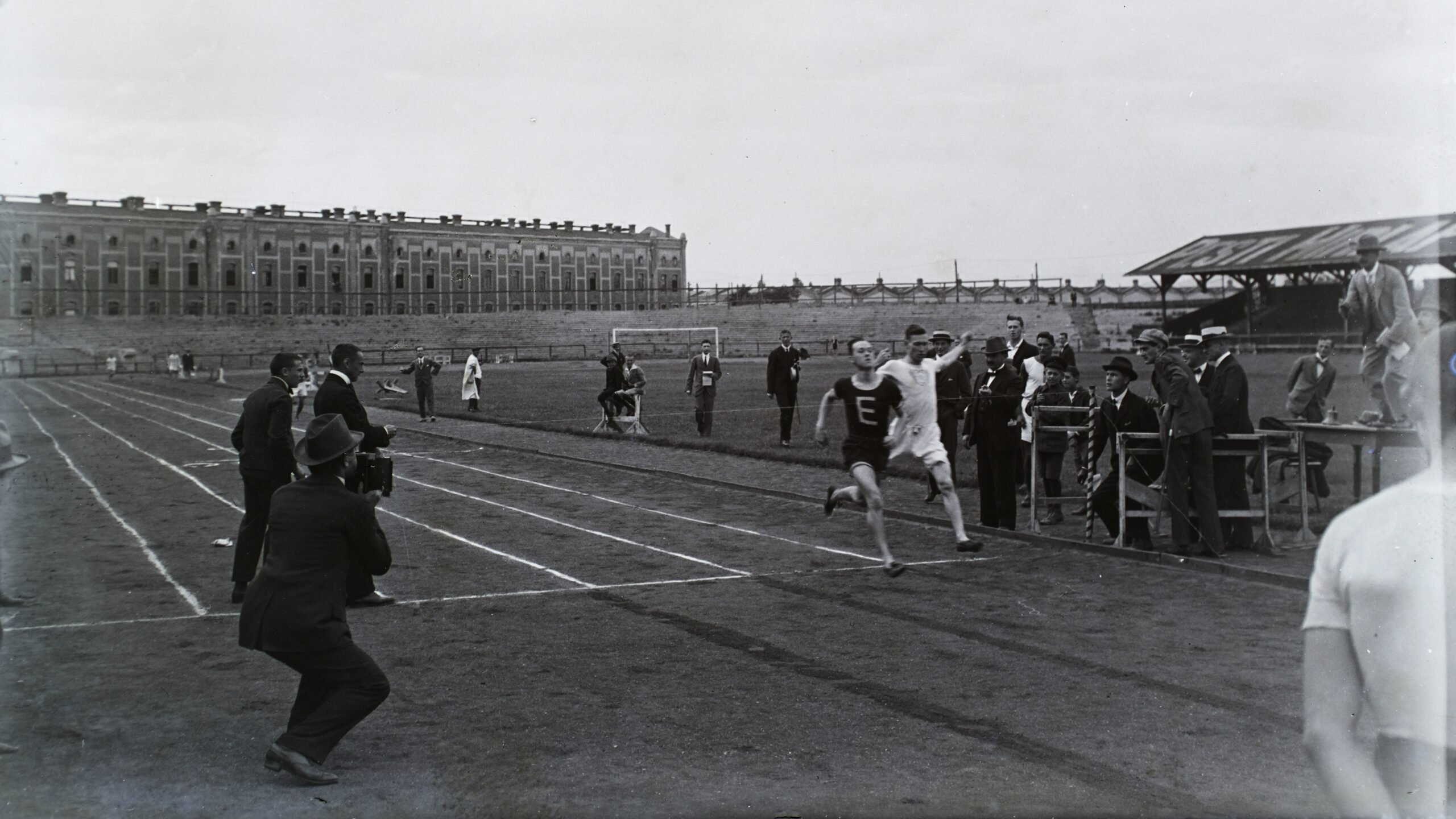 Fehér terror a Várnegyedben: Harmat László eltűnésének története