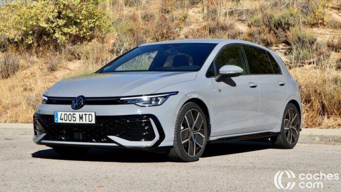 Volkswagen Golf R Line Test 3 700x394