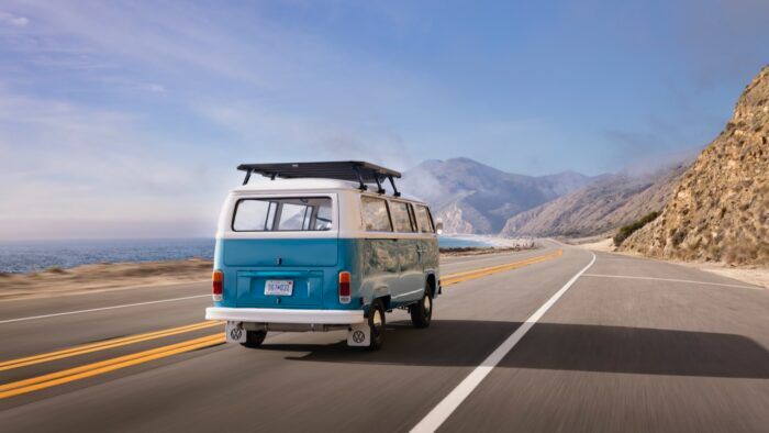 Volkswagen T2 Fire California 8 700x394