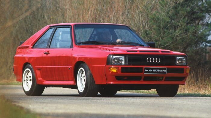 Audi öthengeres motor 9 700x394