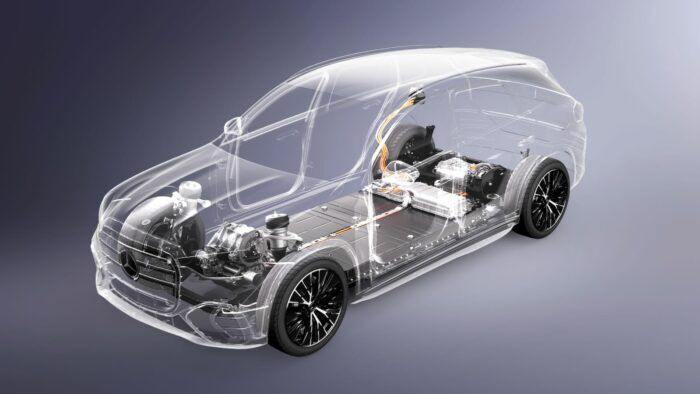 Mercedes GLC 400 4MATIC EQ AMG Line 2026 Technika 1 700x394