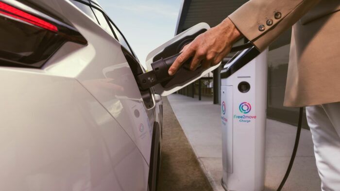 Peugeot E 408 GT 2025 Detail 1 700x394