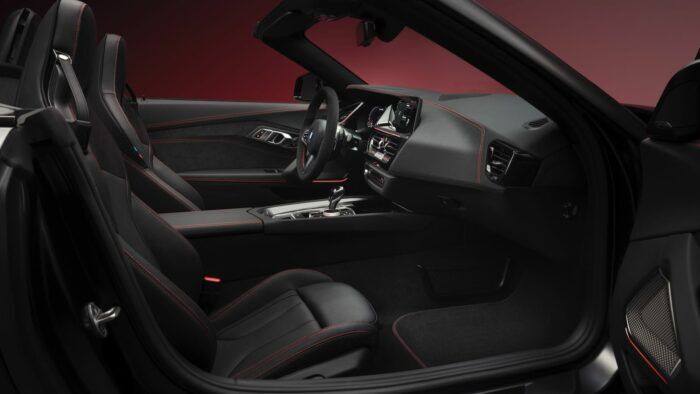BMW Z4 Final Edition 2026 Interior 3 700x394