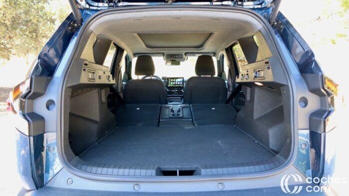 Dacia Bigster Hybrid 155 Trunk Test 7 700x394